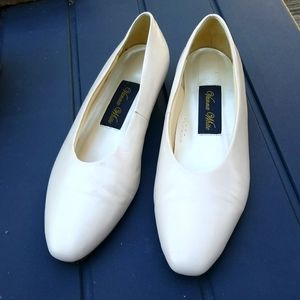 2 pairs of Vanna White Shoes